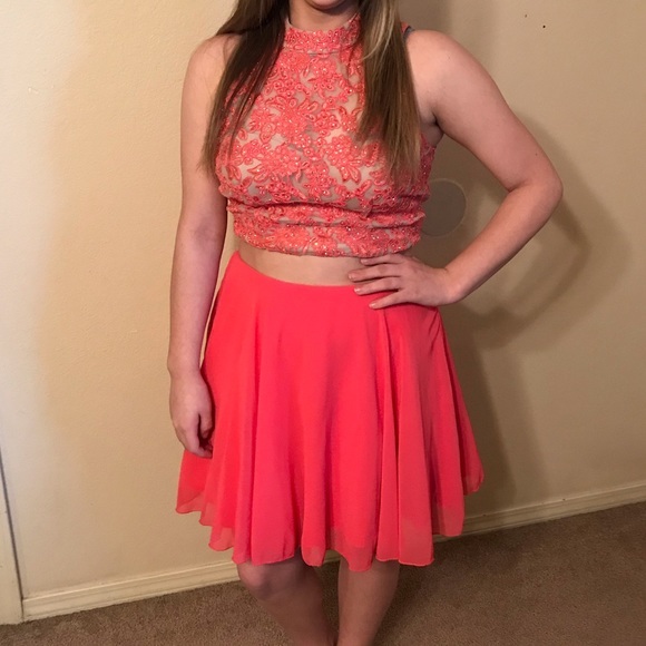 Jodi kristopher 2 piece formal dress - Picture 3 of 8